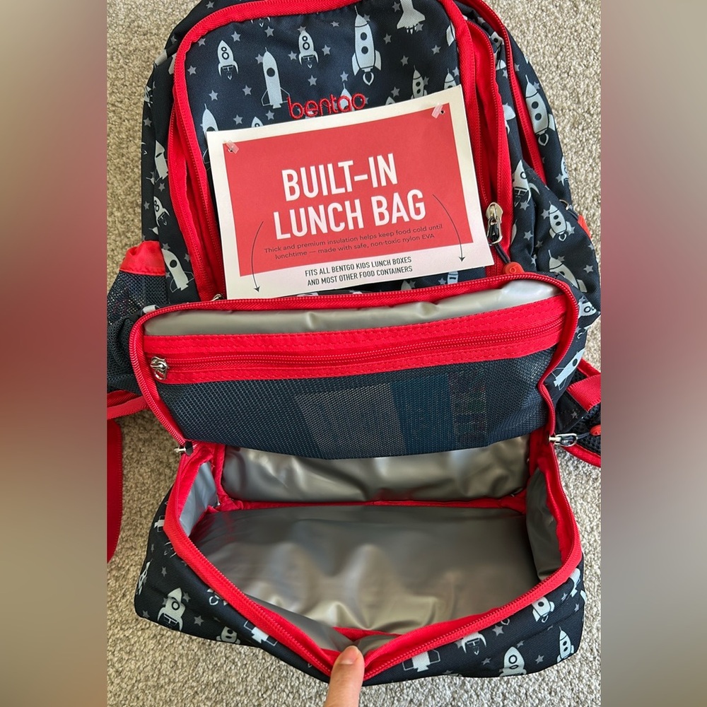 NWT Bentgo Lunch Bag Backpack Spaceship Print - Picture 6 of 9